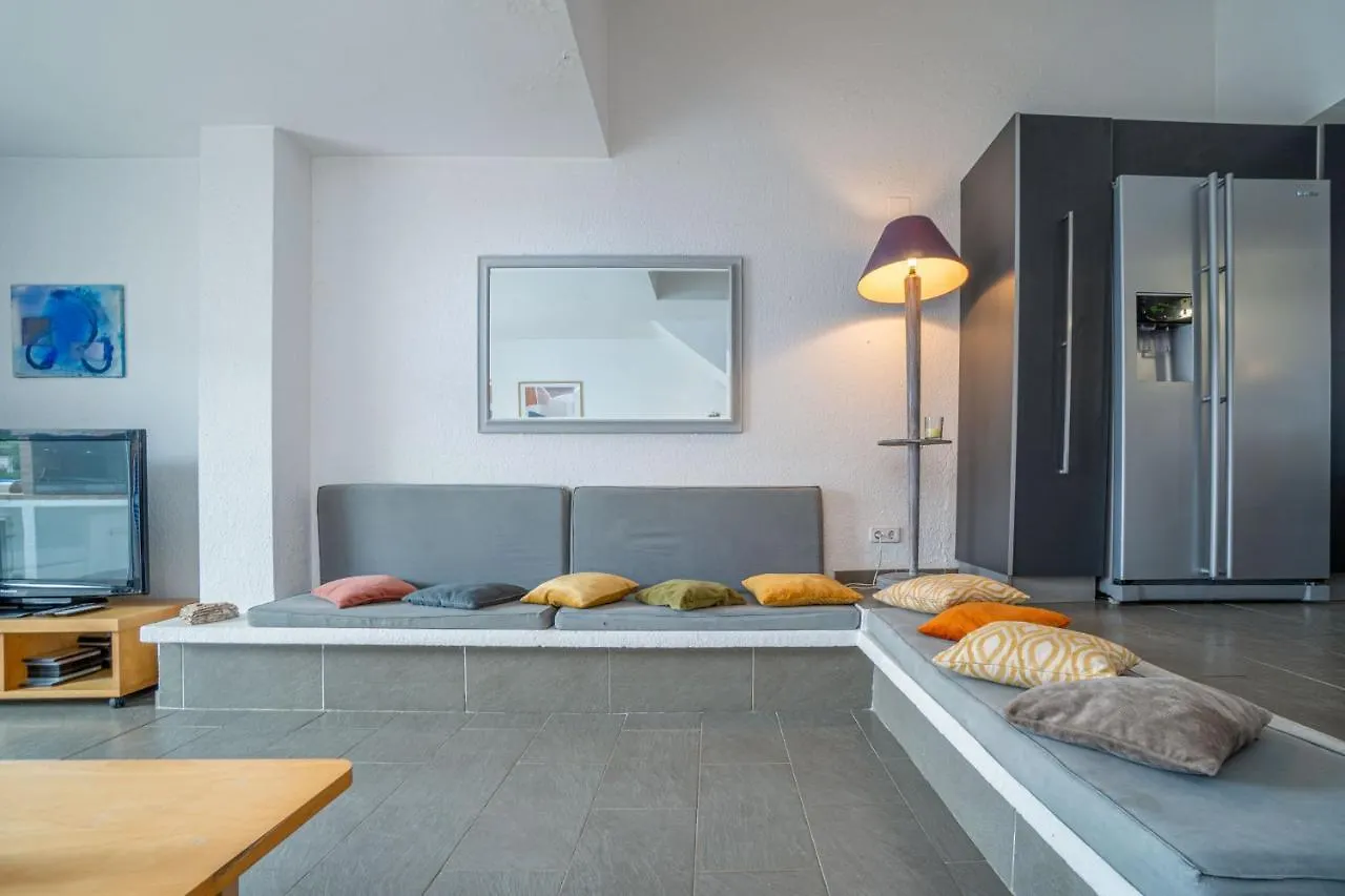 Holiday home Casa Con 3 Habitaciones Amarre Y Wifi Ref 195 Empuriabrava