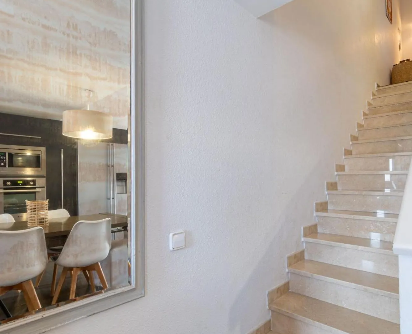 Casa Con 3 Habitaciones Amarre Y Wifi Ref 195 Empuriabrava Holiday home