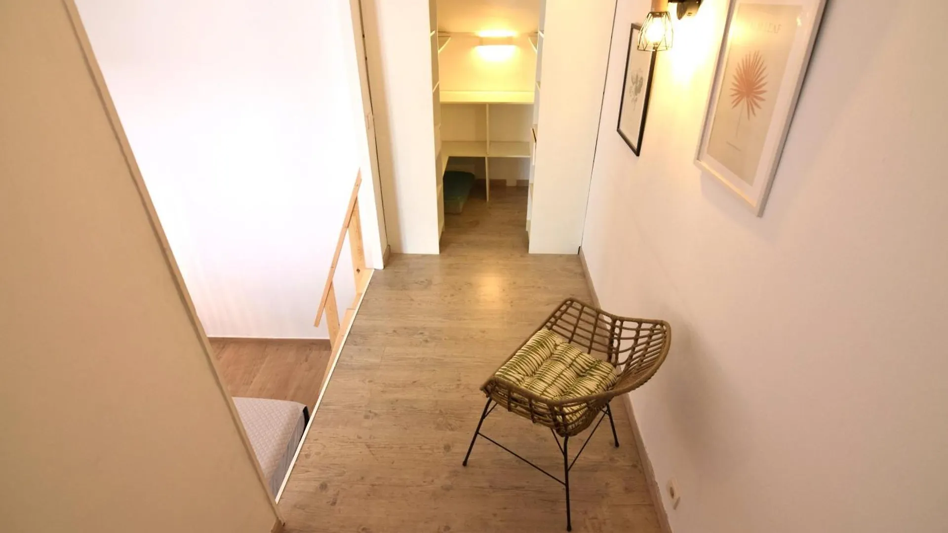 Casa Con 3 Habitaciones Amarre Y Wifi Ref 195 Empuriabrava 0*,