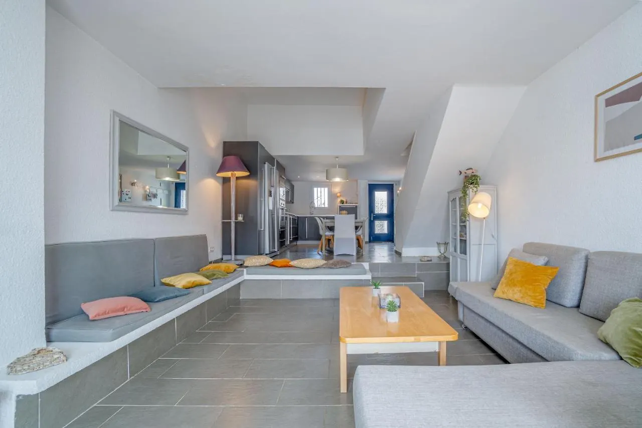 Prázdninový dům Casa Con 3 Habitaciones Amarre Y Wifi Ref 195 Empuriabrava
